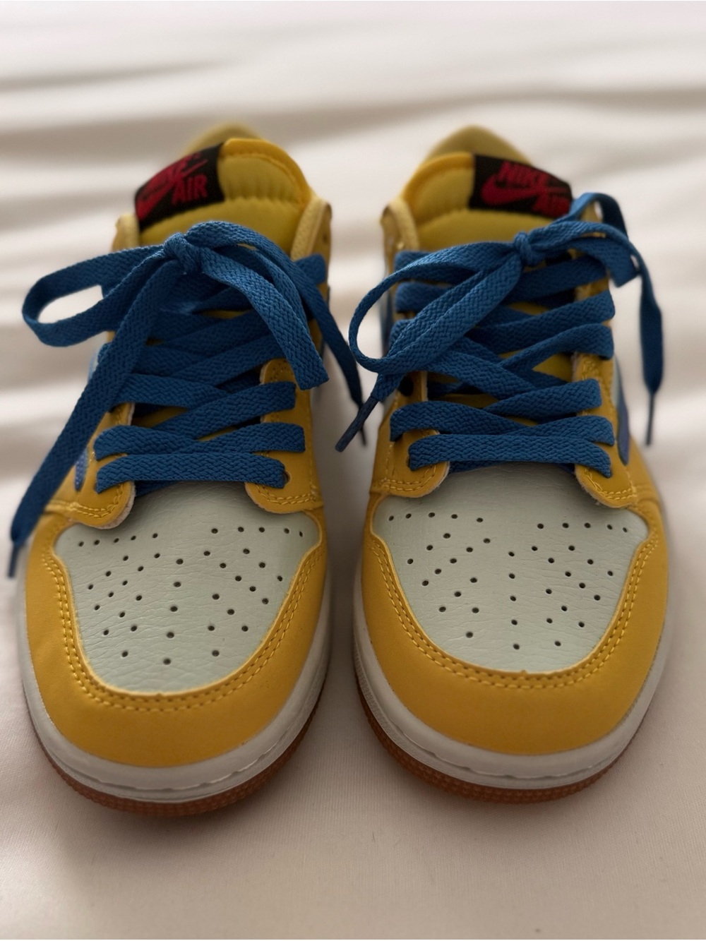 Nike Kids Yellow, Blue, White Low-Top Sneakers